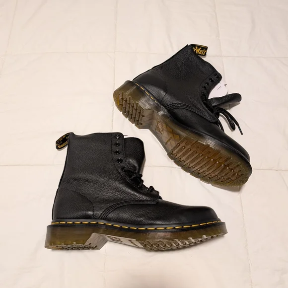 Black Leather Lace-Up Boots - Picture 6 of 16